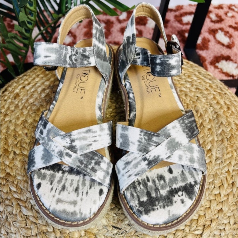 CORKYS BLACK TIE DYE PILOT SANDLE
